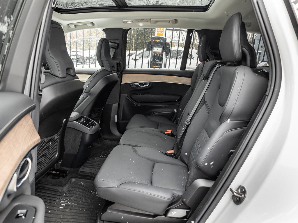 2025 Volvo XC90 Core Bright Theme-25