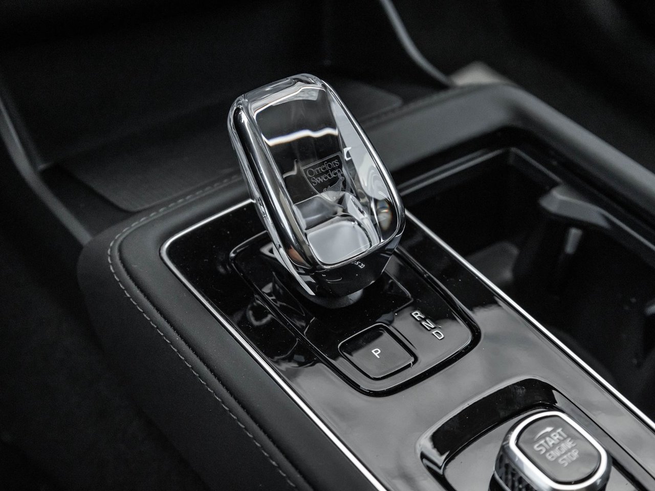 2025 Volvo XC90 Plus Bright Theme-20