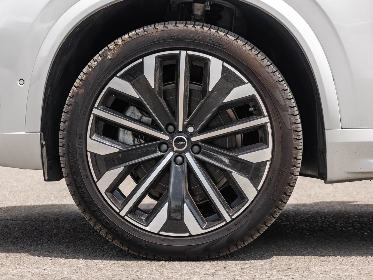 2025 Volvo XC90 Plus Bright Theme-4