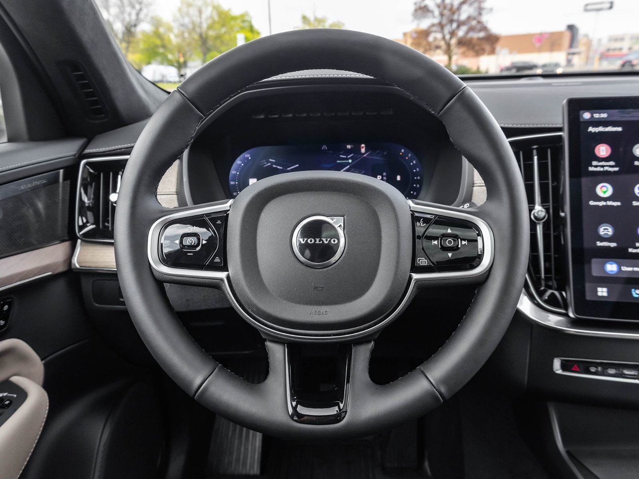 2026 Volvo XC90 Ultra Dark Theme-9