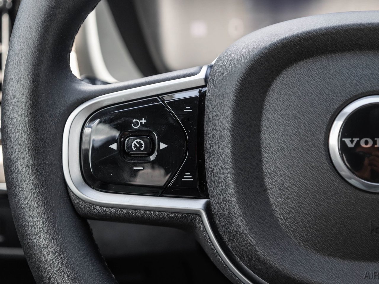 2026 Volvo XC90 Plus Bright Theme-8