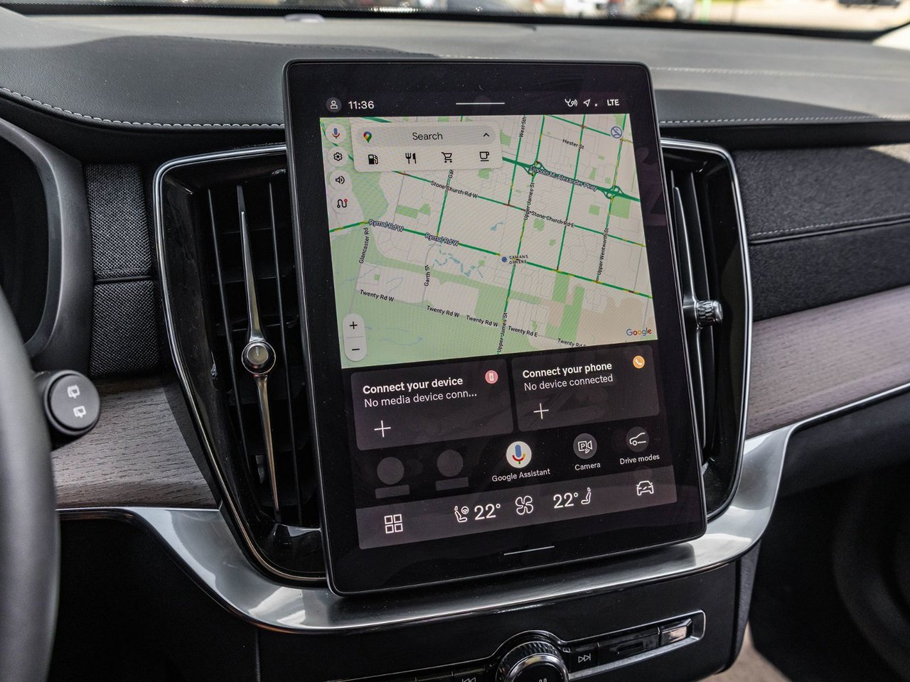 2026 Volvo XC90 Plus Dark Theme-15