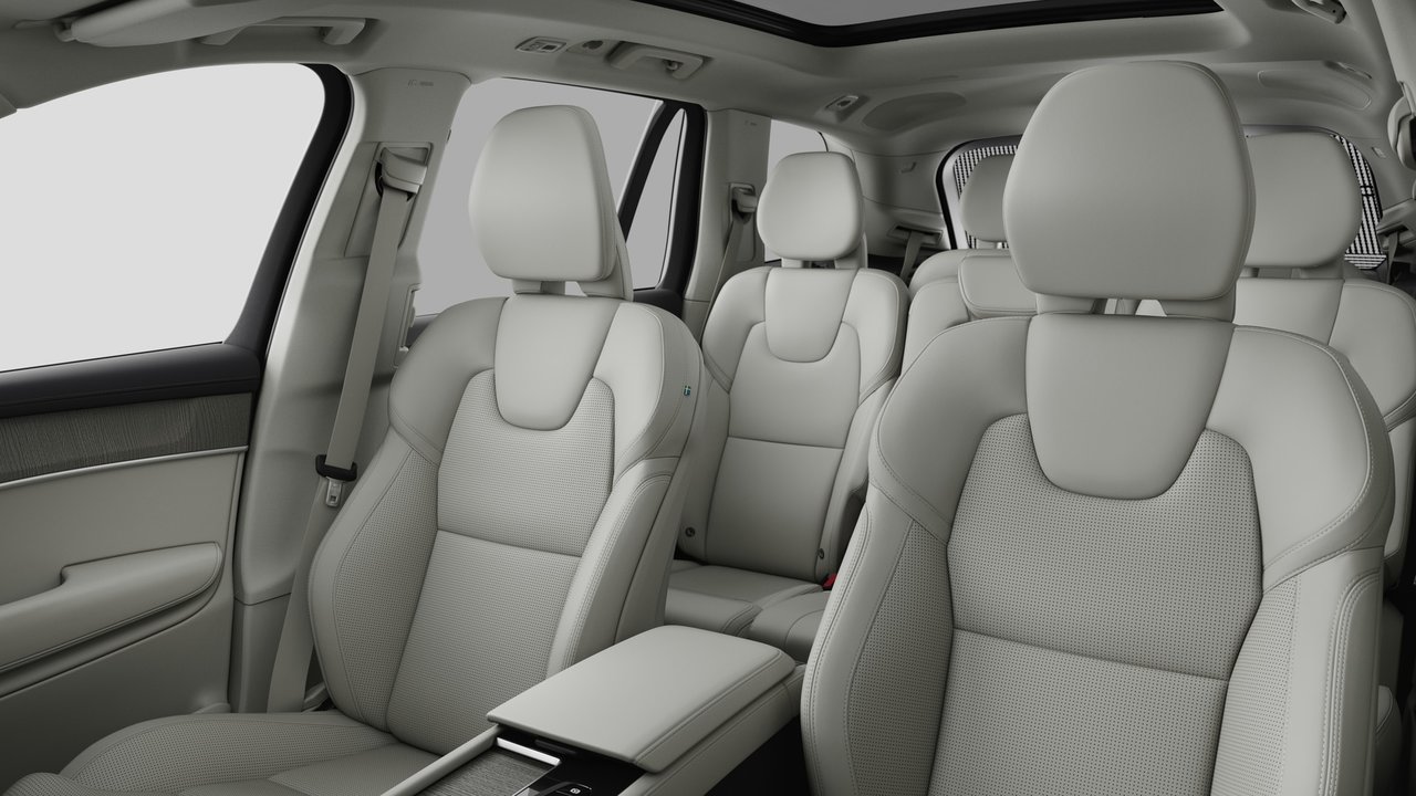 2027 Volvo XC90 Ultra Dark Theme-11