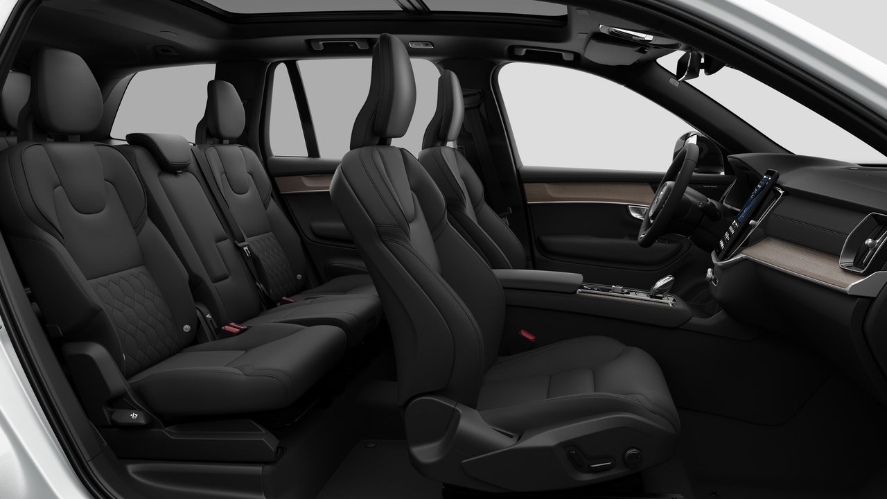 2027 Volvo XC90 Plus Dark Theme-12