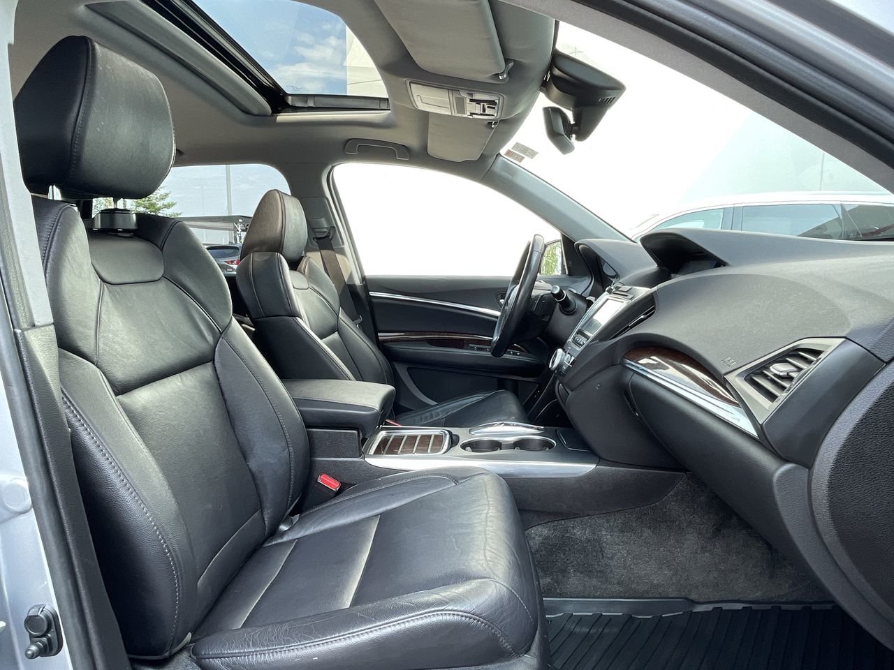 Used 2018 Lunar Silver Met Acura Navi image 33