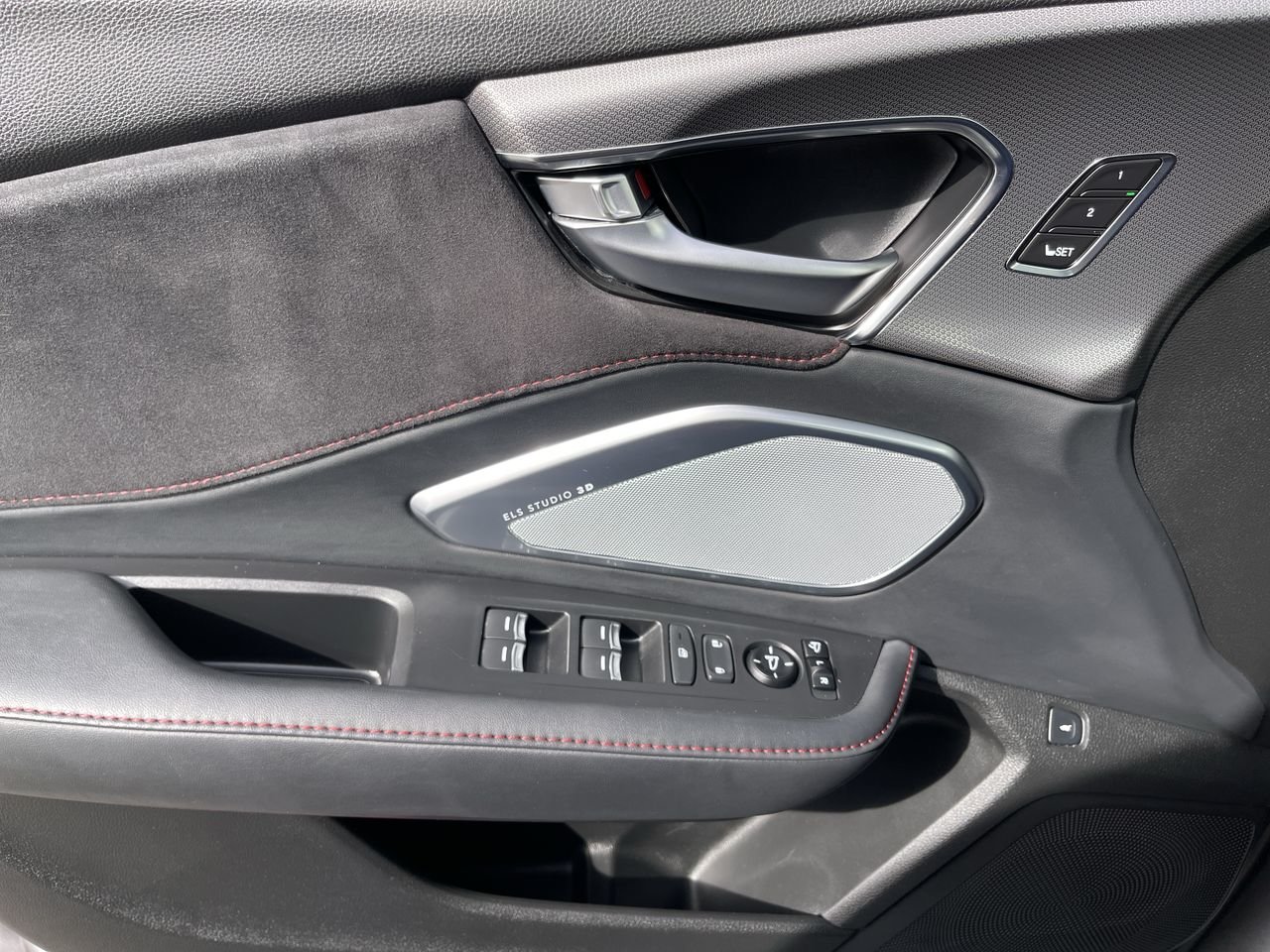 Used 2022  Acura SH-AWD A-Spec image 21