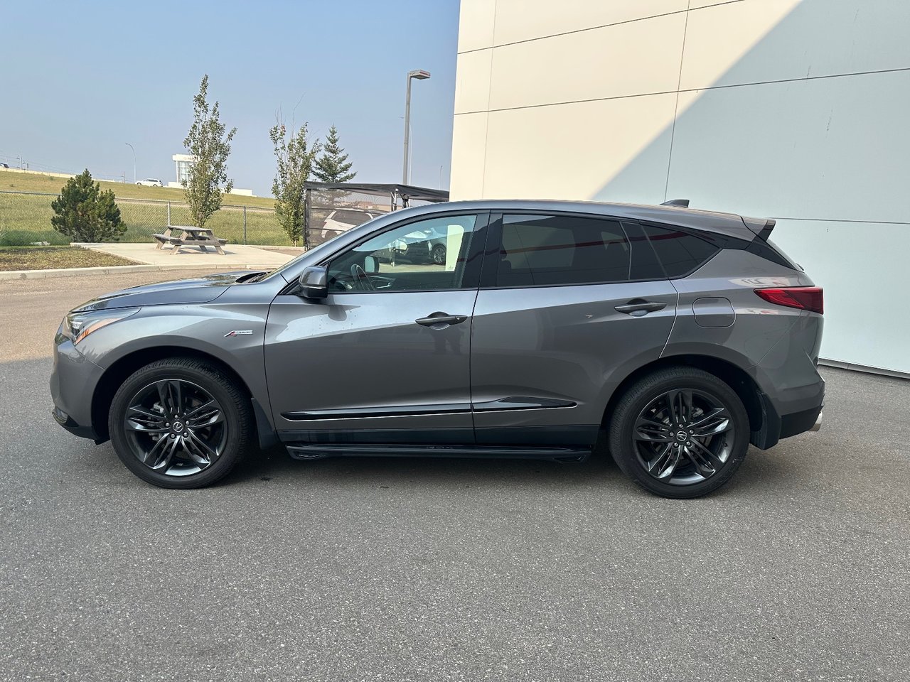 Used 2022  Acura SH-AWD A-Spec image 4