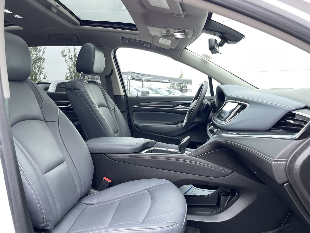 Used 2020  Buick AWD Premium image 33