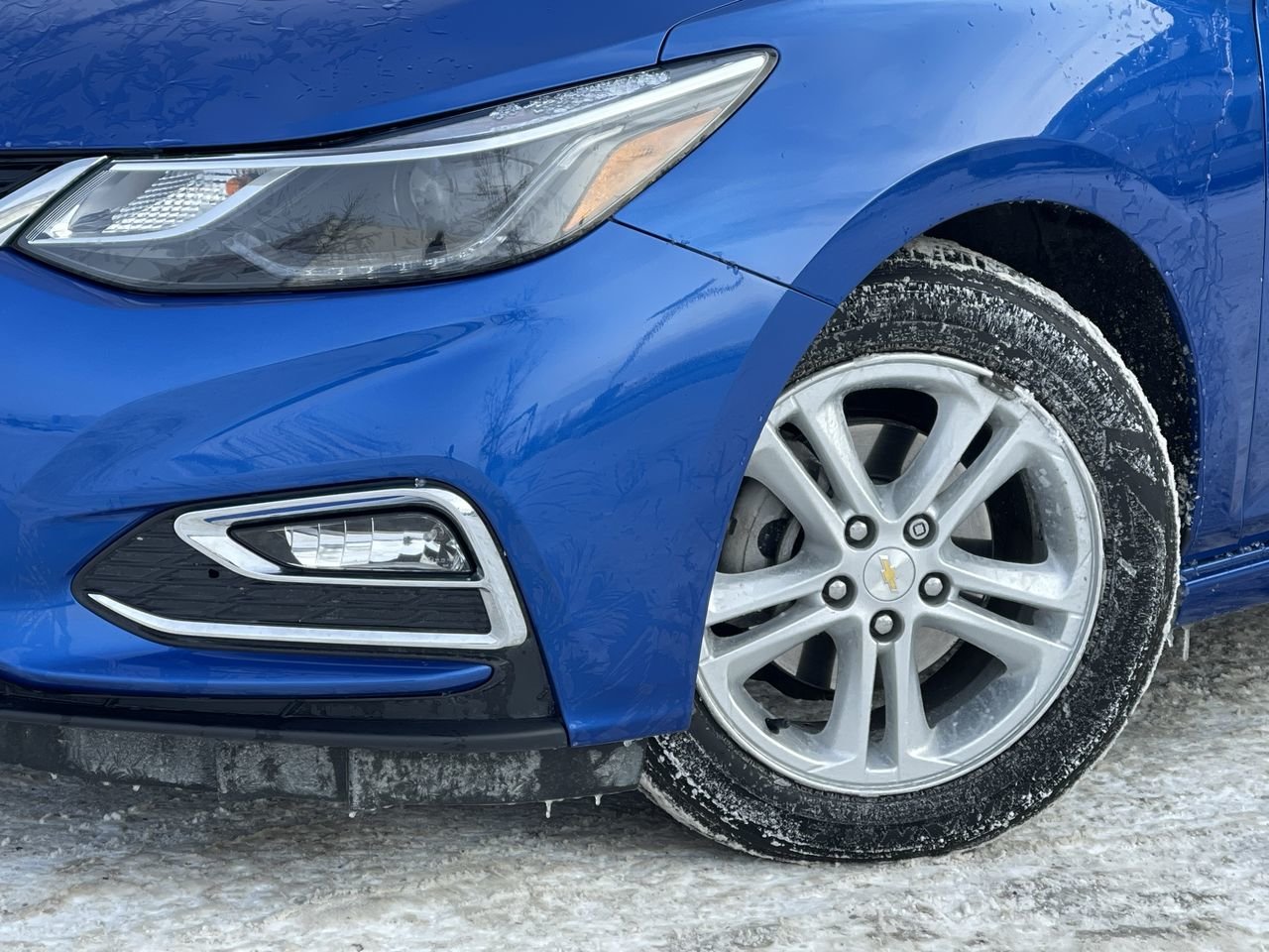 Used 2018  Chevrolet Hatchback LT - 6AT image 18