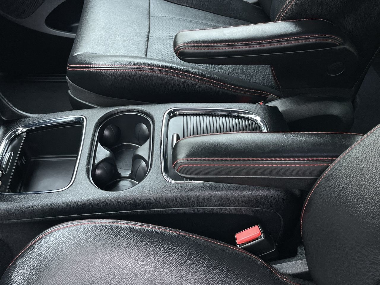 Used 2020  Dodge GT FWD image 28