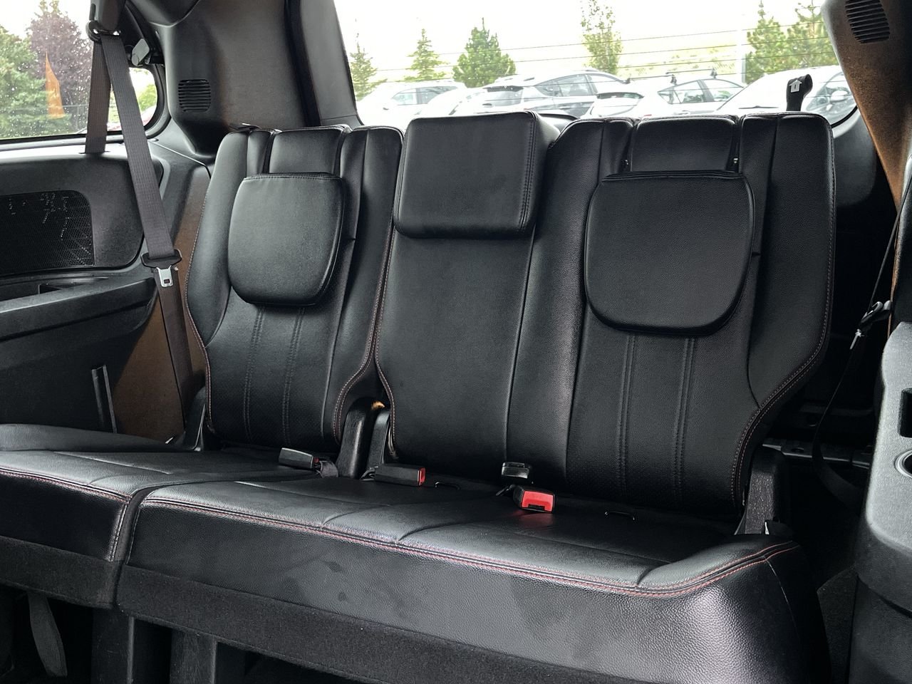 Used 2020  Dodge GT FWD image 30