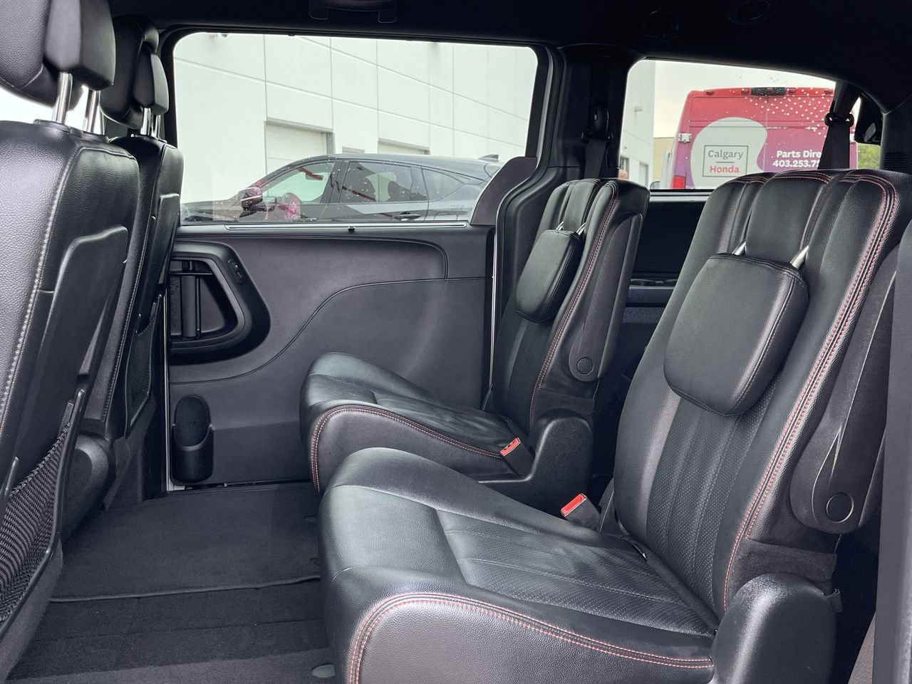 Used 2020  Dodge GT FWD image 29