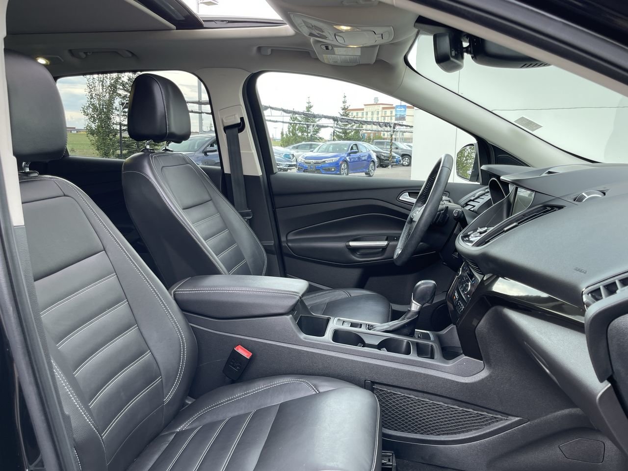 Used 2017  Ford Titanium - 4WD image 33