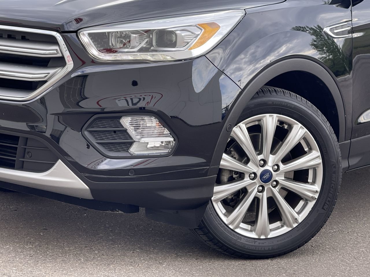 Used 2017  Ford Titanium - 4WD image 18