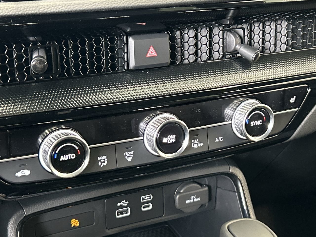 New 2024 Crystal Black Pearl Honda TOURING HYBRID image 28