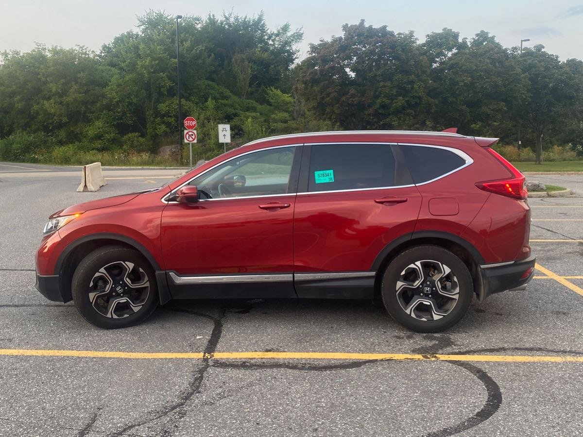 Used 2019  Honda Touring AWD CVT image 5