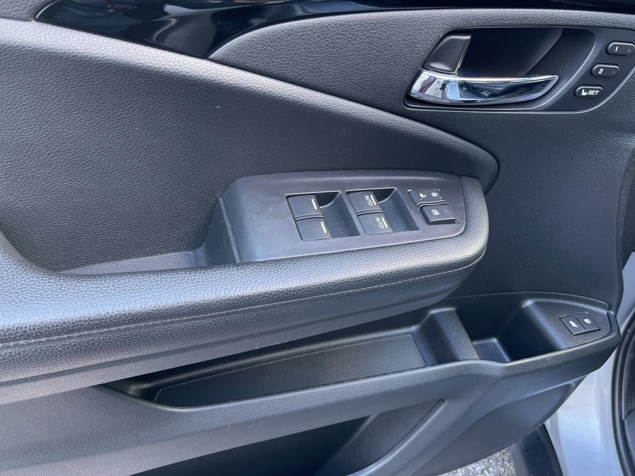 Used 2020  Honda Touring 7P image 21