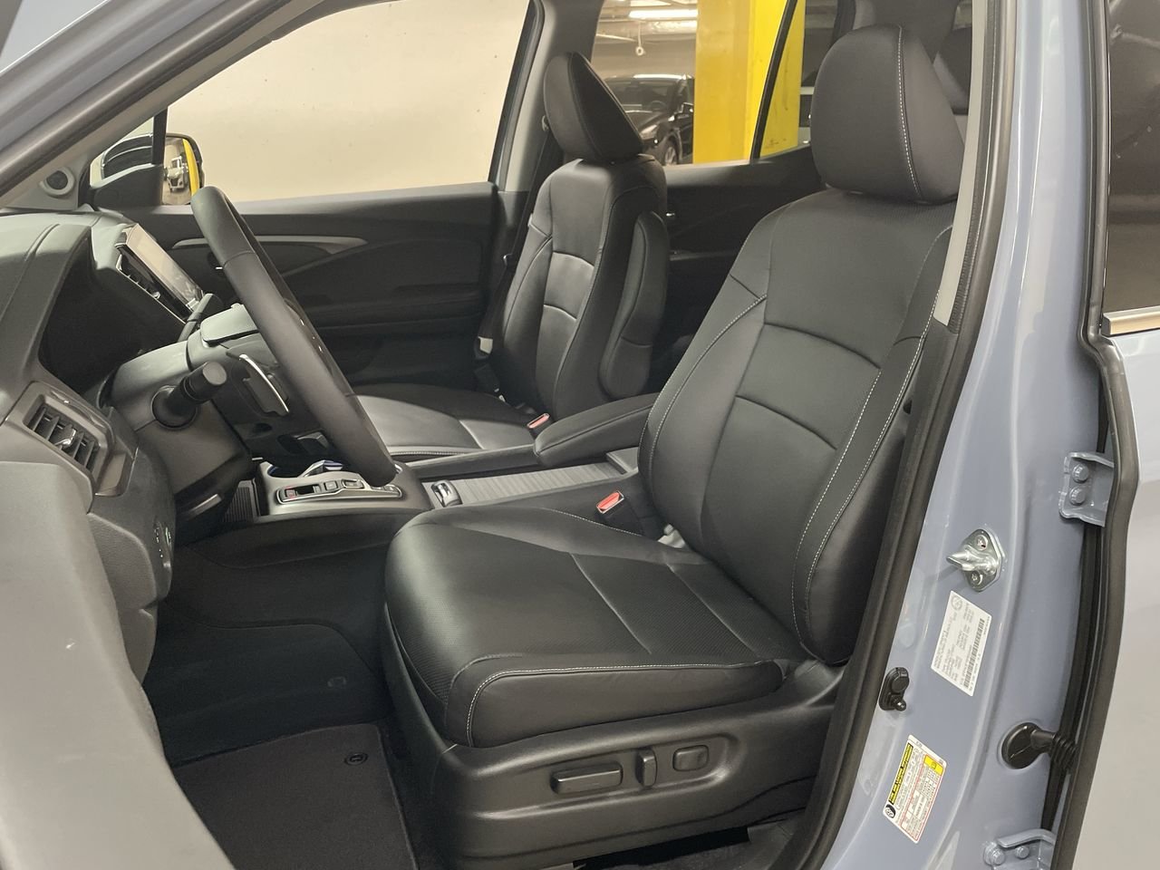 New 2023 Sonic Grey Pearl Honda TOURING image 22