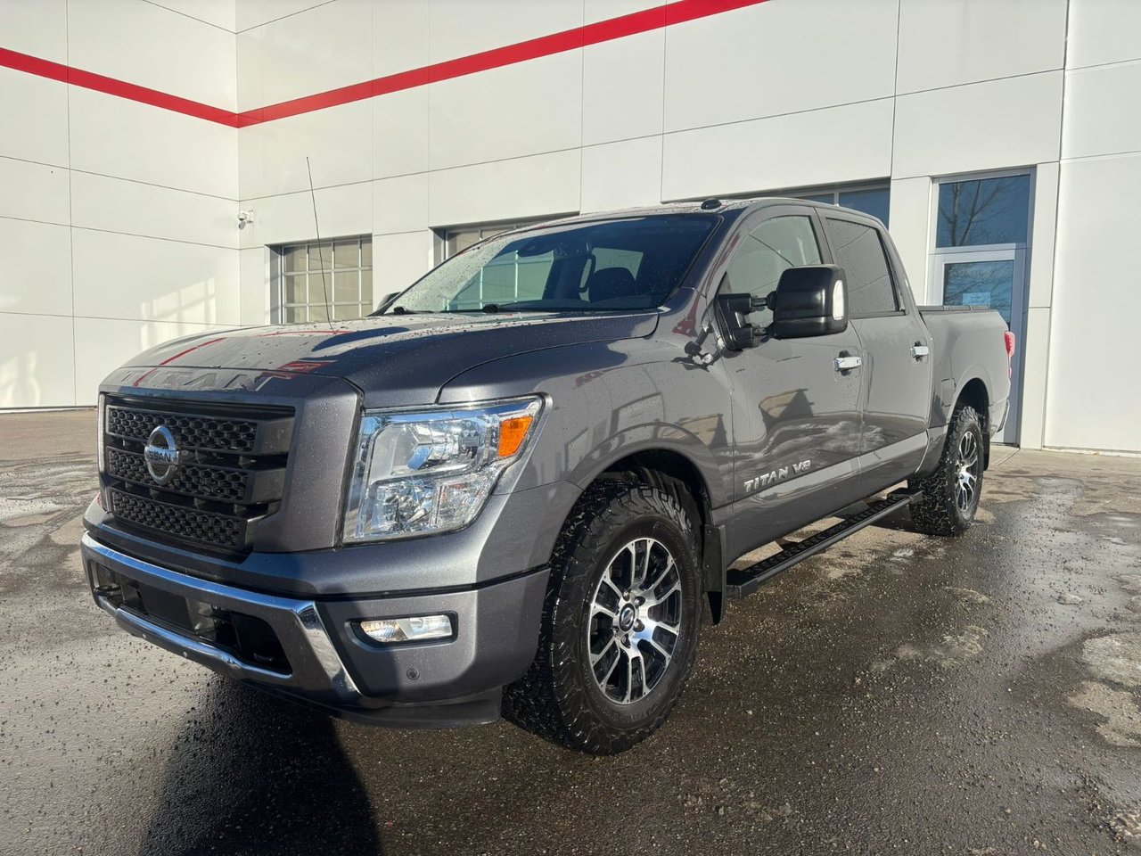 2020 Nissan Titan SV Crew Cab 4WD