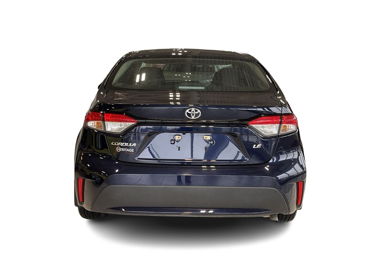 Used 2022  Toyota LE CVT image 9