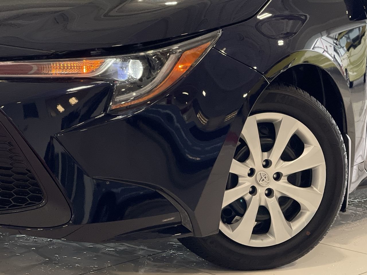 Used 2022  Toyota LE CVT image 18