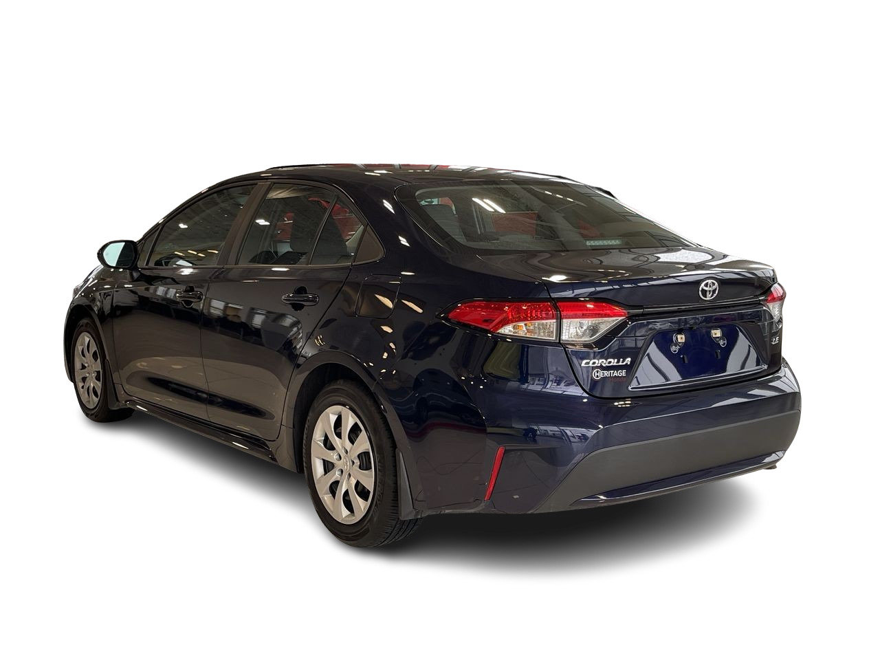 Used 2022  Toyota LE CVT image 7