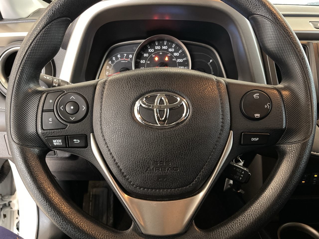 Used 2015 Alpine White Toyota AWD XLE image 21