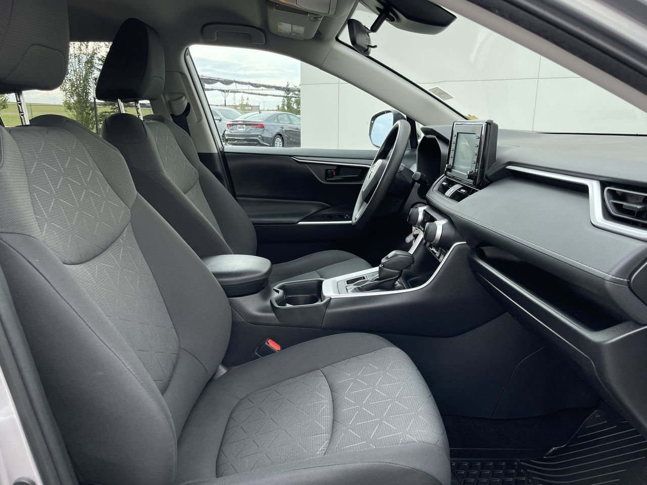 Used 2021  Toyota LE AWD image 30