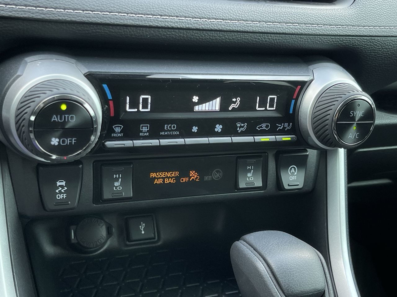 Used 2021 Blueprint Toyota XLE AWD image 23