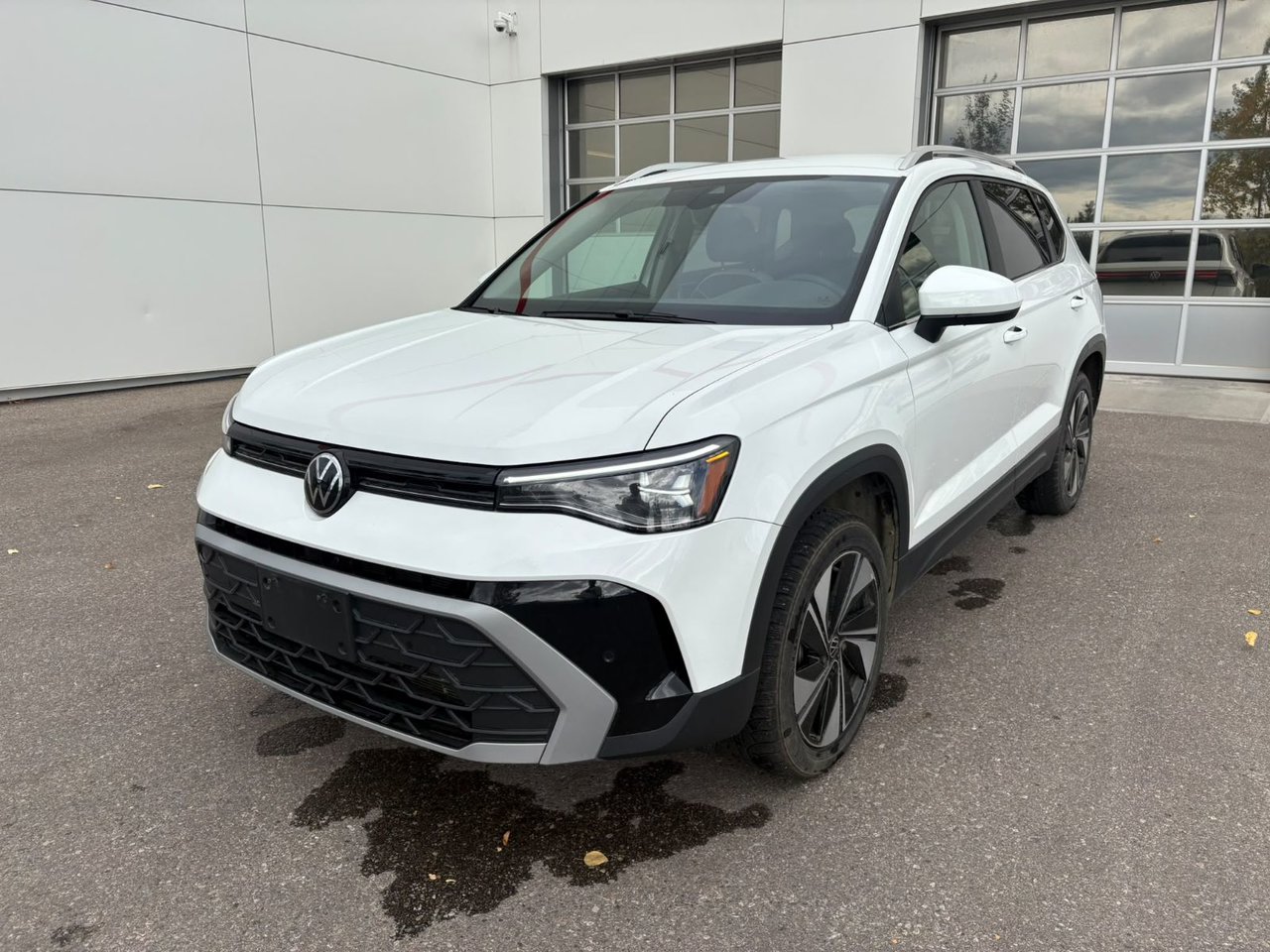 Pure White 2026 Volkswagen Taos SUV / Crossover Automatic