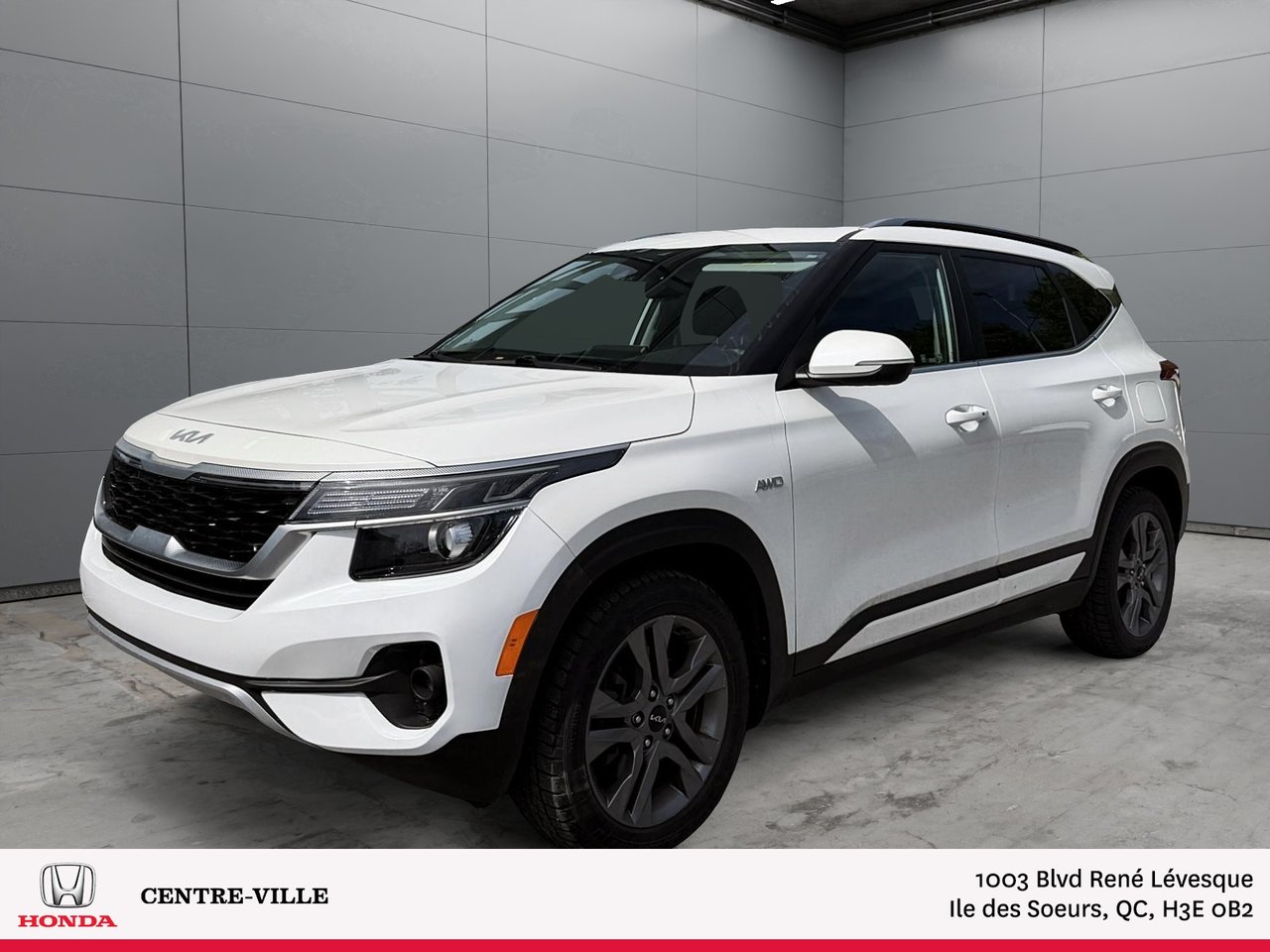 /WHITE 2022 Kia Seltos SUV / Crossover All-Wheel Drive Automatic