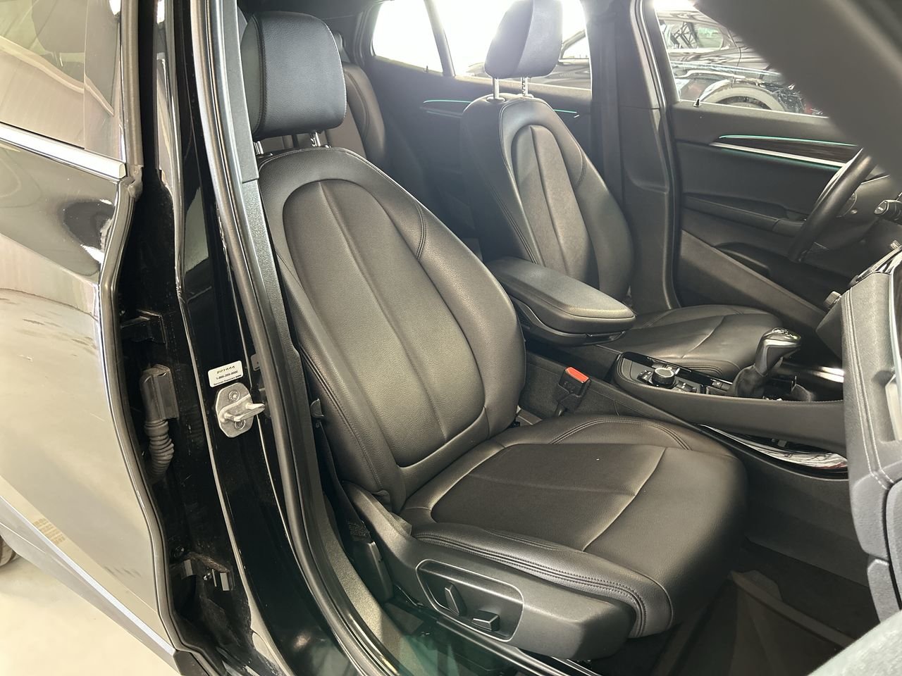 Used 2018 BLACK BMW XDrive28i, Cuir, Bluetooth, Caméra, Xenon, Jantes* image 31