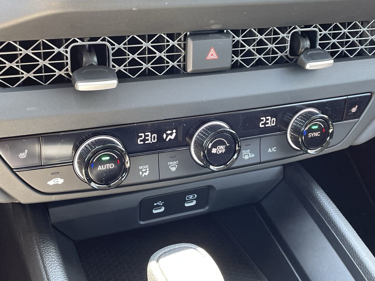 New 2023 Platinum White Pearl Honda EX image 28