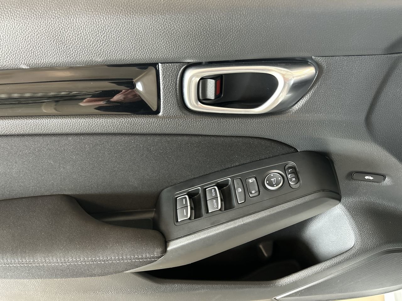 Used 2023 WHITE Honda EX, Apple carplay, Bluetooth, Caméra, Jantes, USB* image 21