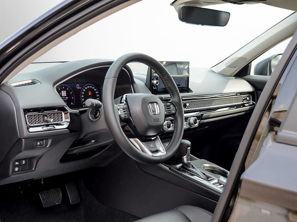 New 2023 Sonic Grey Pearl Honda TOURING image 12