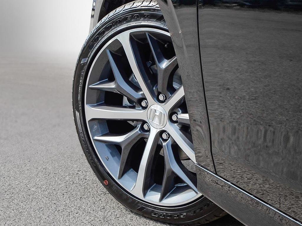 New 2023 Sonic Grey Pearl Honda TOURING image 8