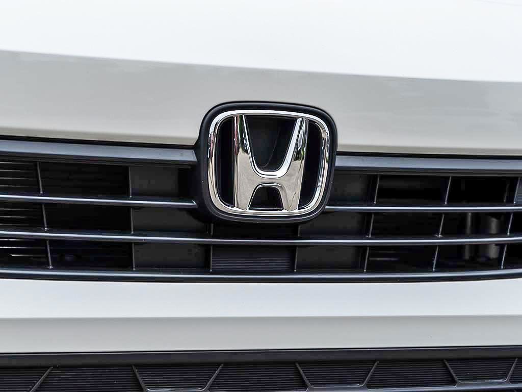 New 2024 Platinum White Pearl Honda EX image 9