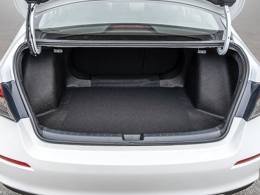 New 2024 Platinum White Pearl Honda EX image 7