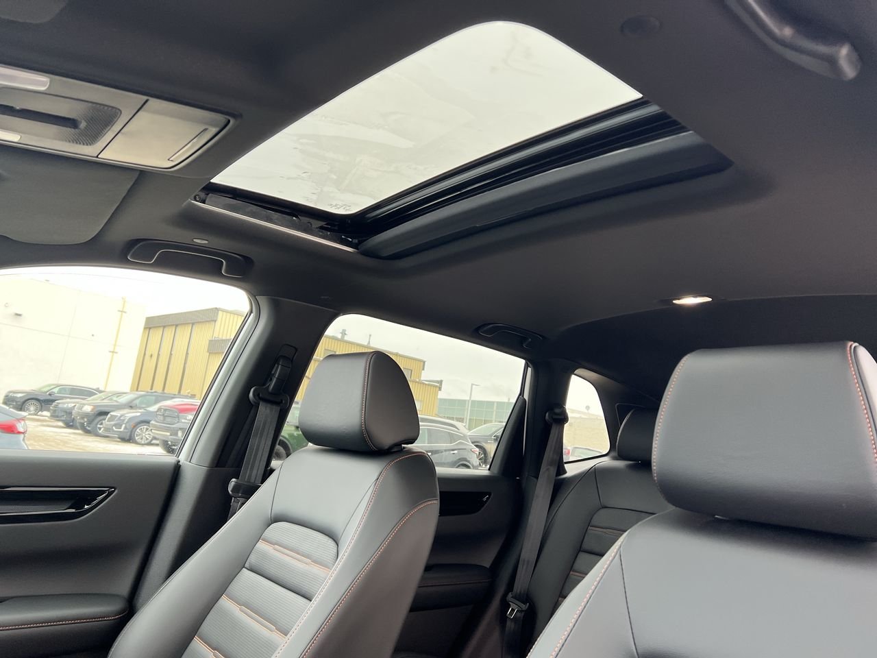 New 2023 Platinum White Pearl Honda TOURING HYBRID image 31