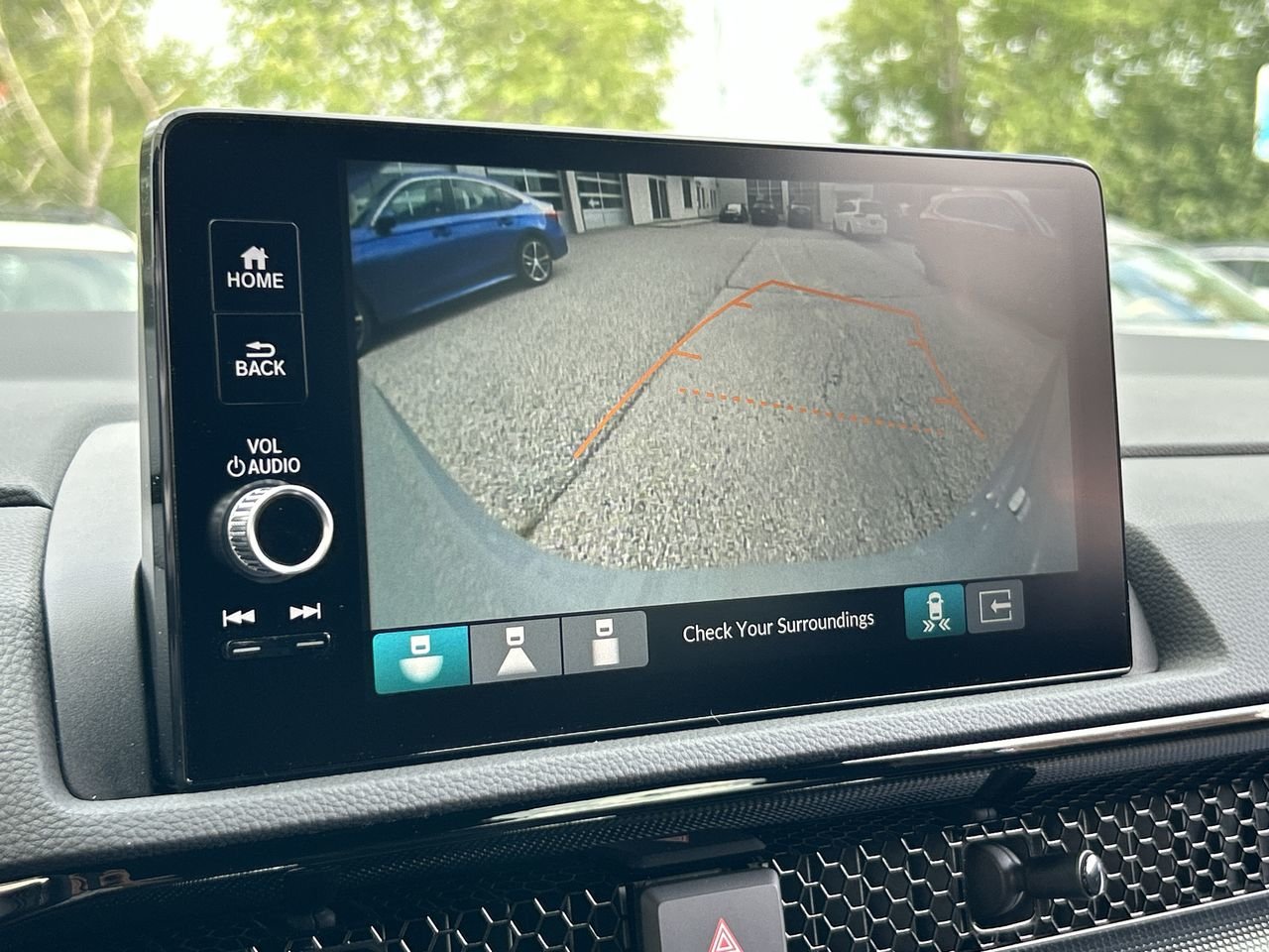 New 2024 Urban Grey Pearl Honda TOURING HYBRID image 25