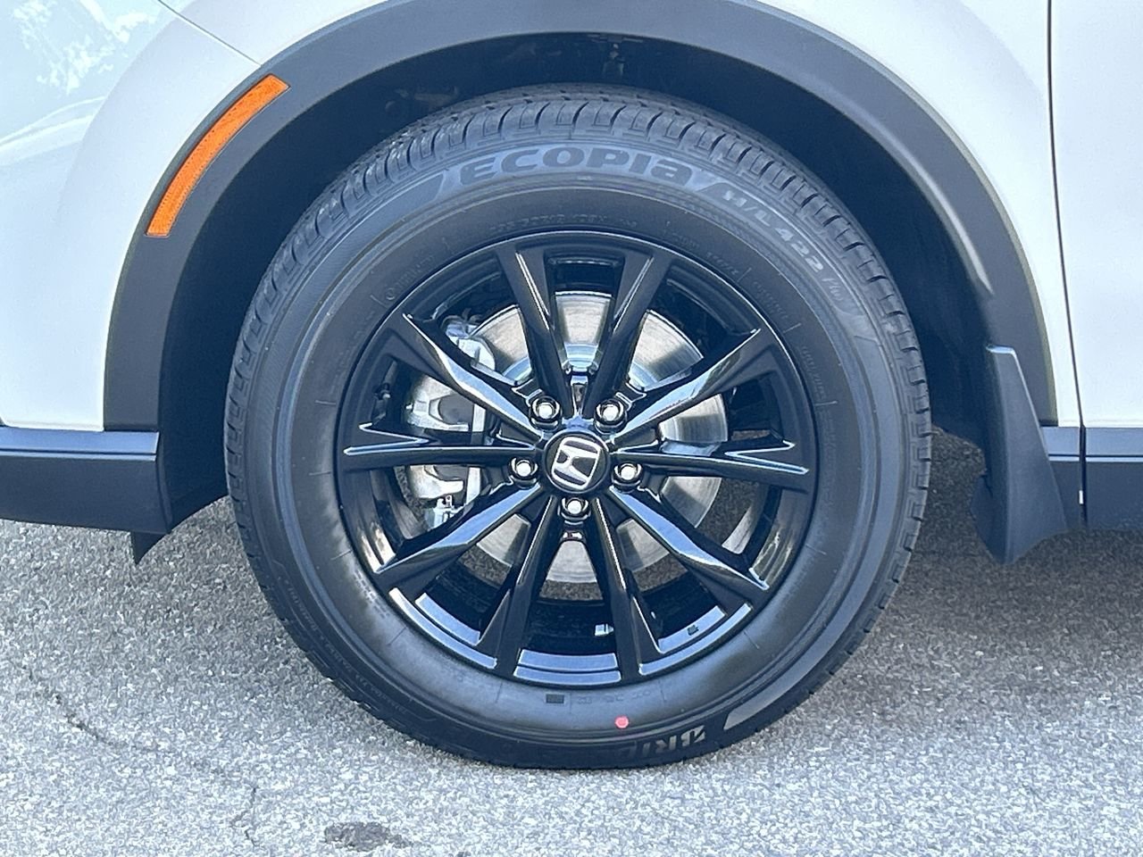 New 2024 Platinum White Pearl Honda EX-L HYBRID image 18