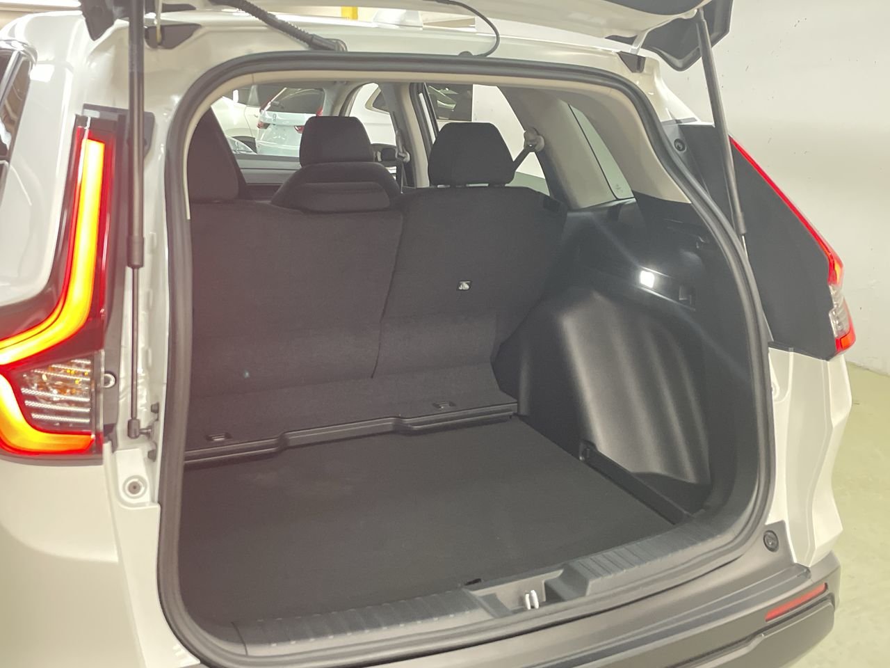 New 2023 Platinum White Pearl Honda LX 2WD image 31