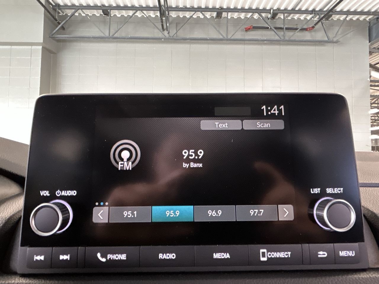 Used 2023 METEOROID GREY METALLIC(NH-904M)-BLACK NO CHARGE Honda Sport, 4RM, Apple carplay, Bluetooth, Caméra, USB* image 24