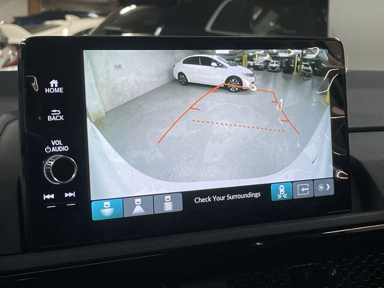 Used 2023 WHITE Honda EX-L image 25