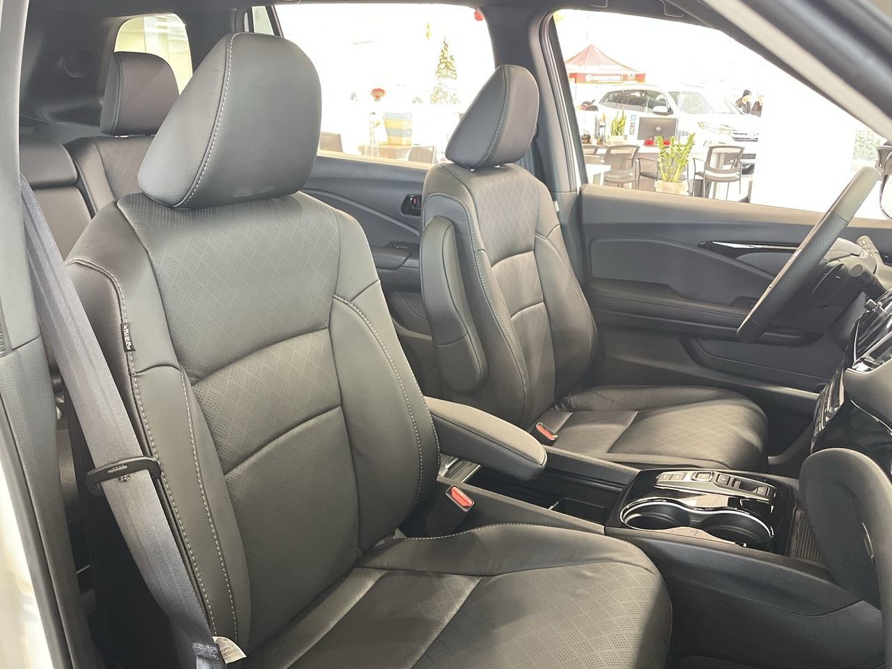 New 2023 Platinum White Pearl Honda TOURING image 33