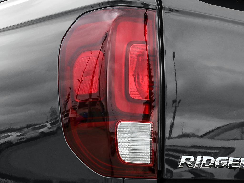 New 2023 Modern Steel Metallic Honda TOURING image 11
