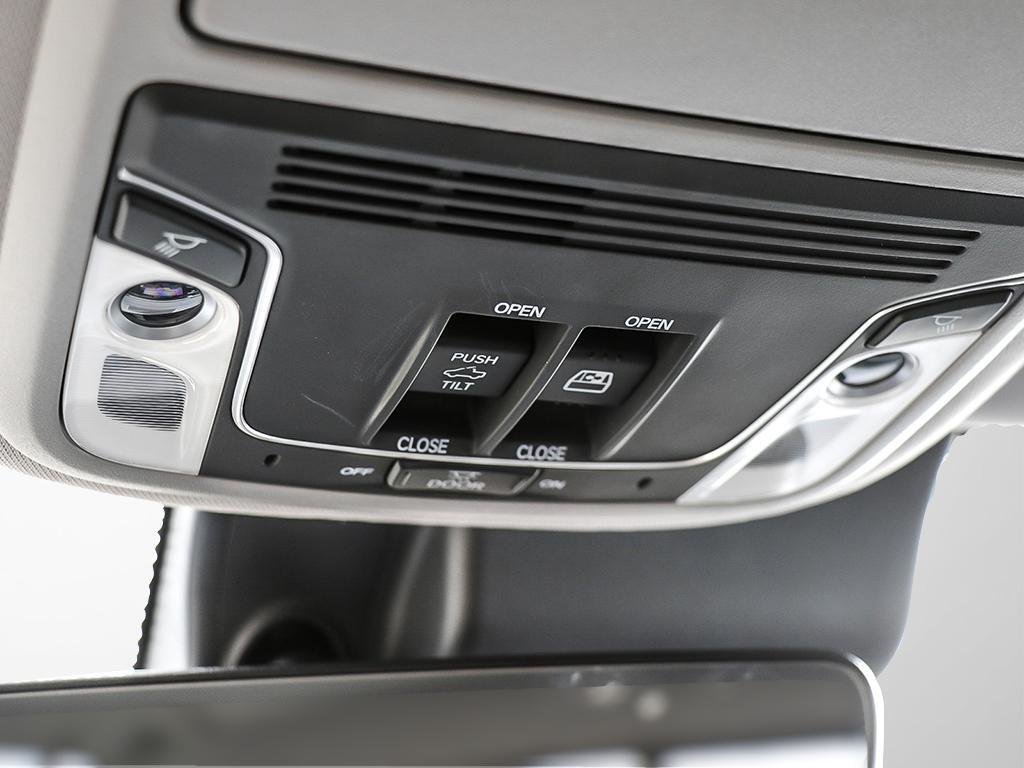 New 2023 Modern Steel Metallic Honda TOURING image 19