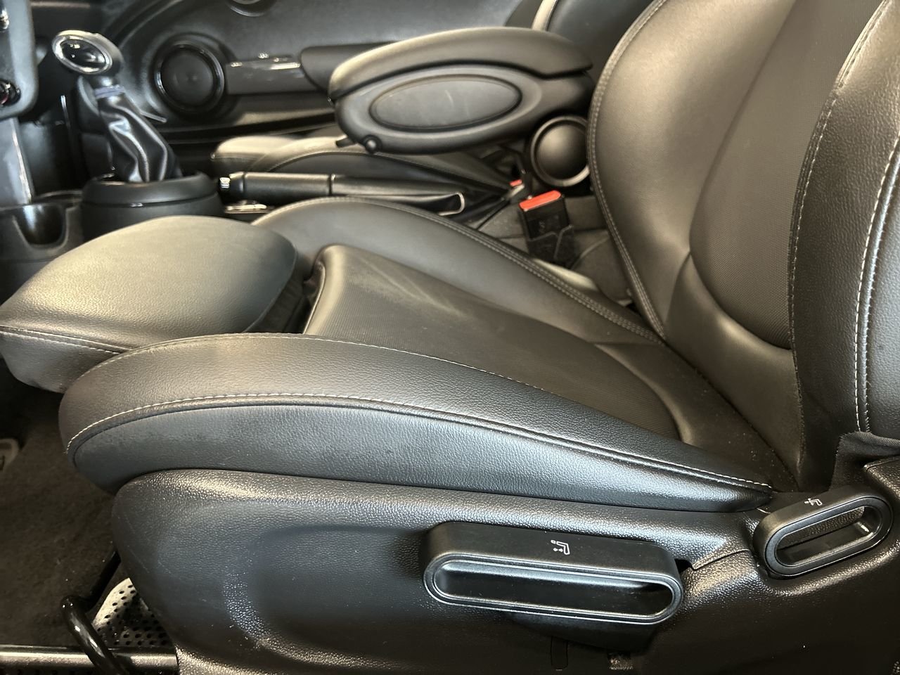 Used 2019 GREY MINI Cooper, Toit, Bluetooth, Caméra, Phares à DEL, USB image 20