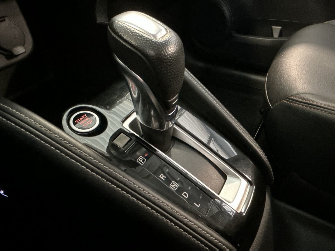 Used 2020 BLUE Nissan SR, Cuir, Apple carplay, Bluetooth, Caméra, Xenon* image 27