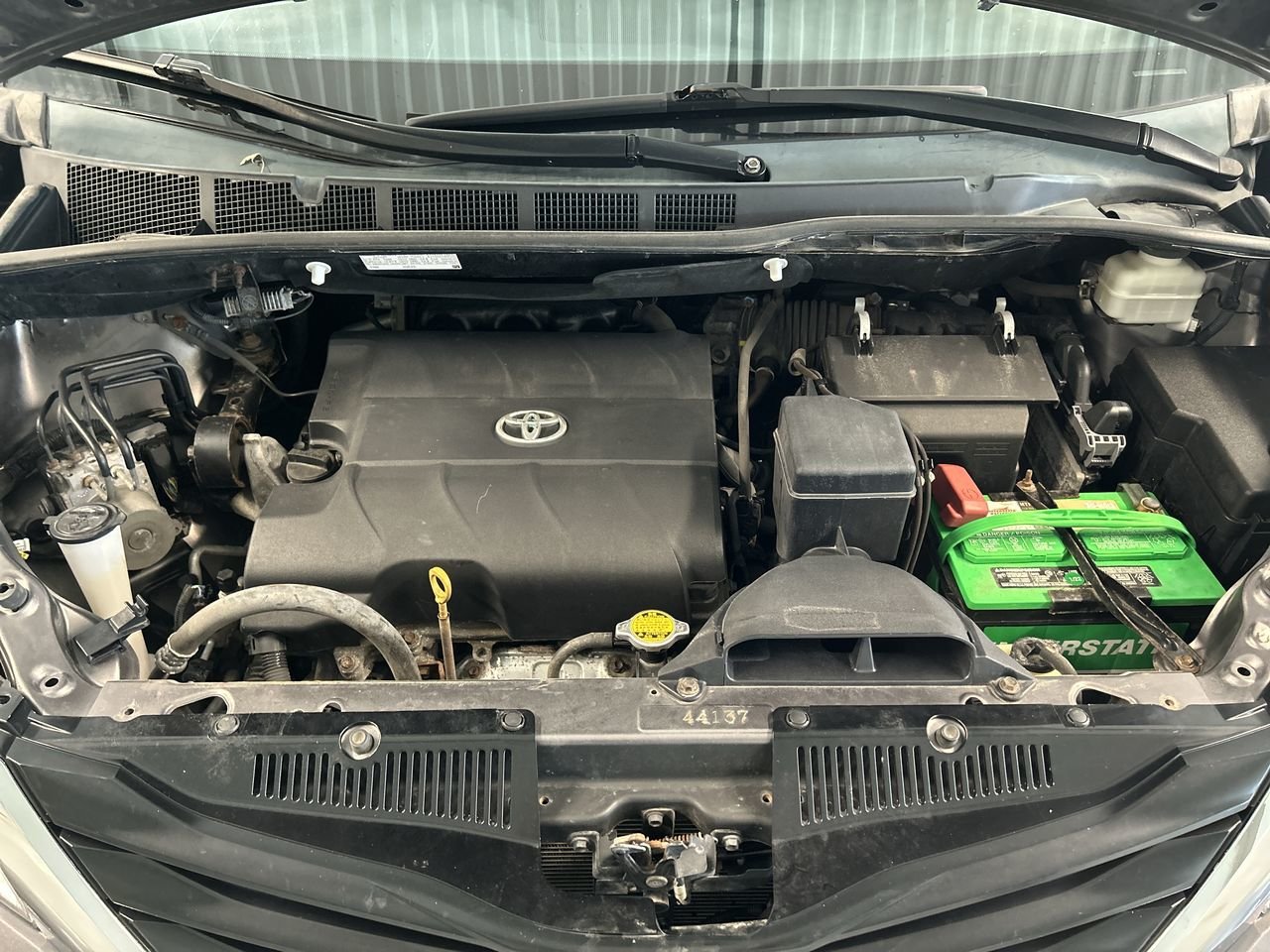 Used 2014 GREY Toyota LE, 7 passagers, Bluetooth, Jantes, USB*********** image 32